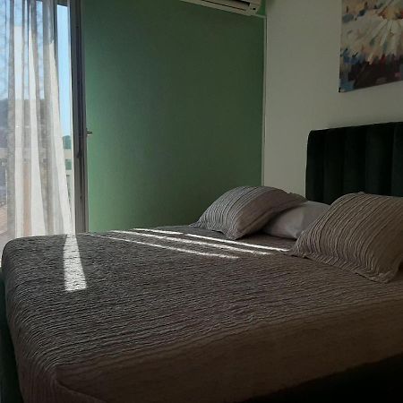 Guest House Zaninovic Хвар Экстерьер фото