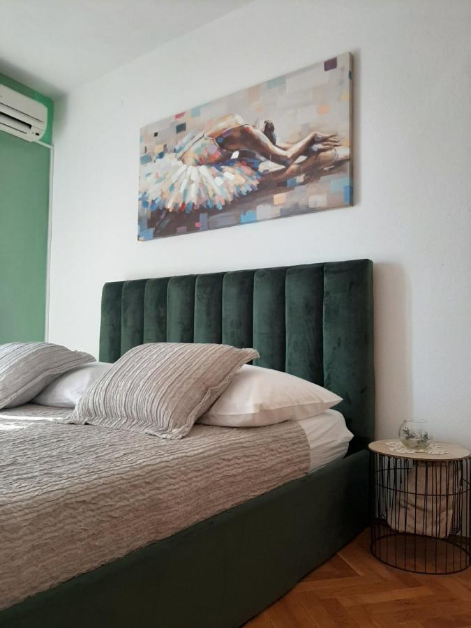 Guest House Zaninovic Хвар Экстерьер фото