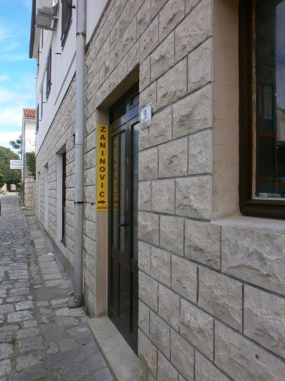Guest House Zaninovic Хвар Экстерьер фото